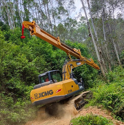 Traiteur d'arbres en foresterie Excavateur bras télescopique avec pince pour chat Hitachi Komatsu Kobelco