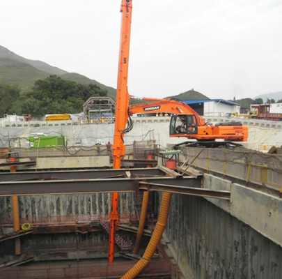 Flèche longue portée d'excavatrice de pompe à béton à flèche télescopique à trois sections pour CAT Hitachi Kobelco