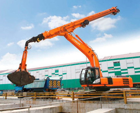 Flèche longue portée d'excavatrice de pompe à béton à flèche télescopique à trois sections pour CAT Hitachi Kobelco