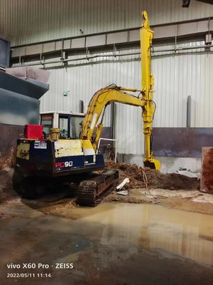 Excavateur à trois sections bras de démolition Hyundai R225 personnalisé 25T-45T projet de démolition de gratte-ciel Q355B