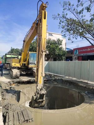 Forte performance de l'excavation Excavateur bras coulissant SH240 Pour le métro Jacking Tunnel 24T Avec accessoires