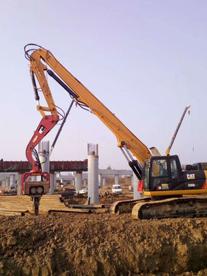 Conduite de piles et tirage de piles Excavateur bras de conduite de piles CAT340 personnalisé avec pilote de piles
