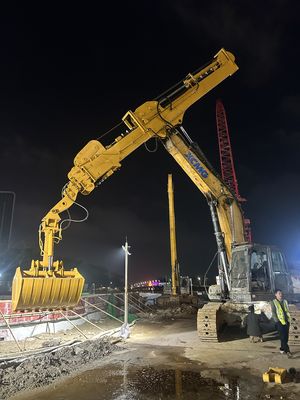 Bras télescopique à trois sections de 20 mètres de haute qualité avec benne preneuse à vendre